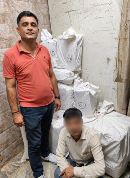 Delhi Police busts illegal stocking of illicit foreign cigarettes, one held