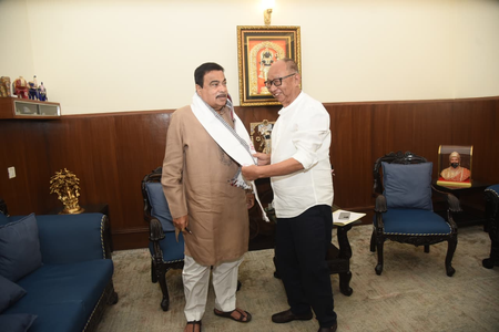 Union Minister Gadkari assures Manipur CM of Centre’s support for NH projects, other issues Union Minister Gadkari assures Manipur CM of Centre’s support for NH projects, other issues