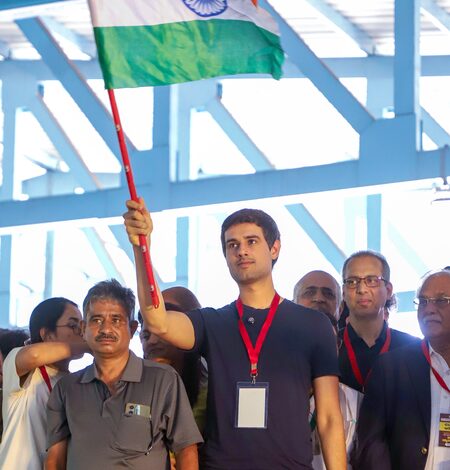 Dhruv Rathee detained from Gurugram residence ahead of Delhi protest Dhruv Rathee detained from Gurugram residence ahead of Delhi protest