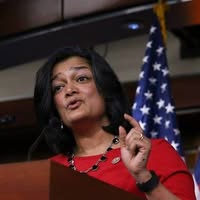 US lawmakers slam Trump administration for suspending tech firms green card route US lawmakers slam Trump administration for suspending tech firms green card route