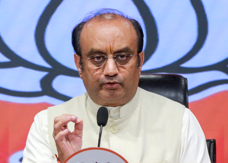 BJP accuses Rahul Gandhi of politicising President’s meeting, questions Congress on EVMs and SIR BJP accuses Rahul Gandhi of politicising President’s meeting, questions Congress on EVMs and SIR