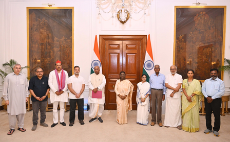 Opposition urges President to sack CEC, suspend SIR and restore ‘13.30 crore deleted’ voters (Lead) Opposition urges President to sack CEC, suspend SIR and restore ‘13.30 crore deleted’ voters (Lead)