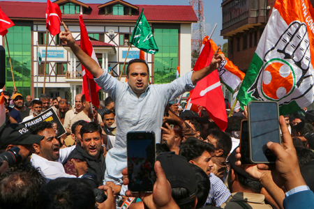 INDIA bloc leaders in J&K hold protest under ‘Save Democracy Week’ campaign INDIA bloc leaders in J&K hold protest under ‘Save Democracy Week’ campaign