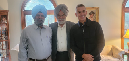 Indian-American truckers’ plight raised with US Transportation Secretary Indian-American truckers’ plight raised with US Transportation Secretary