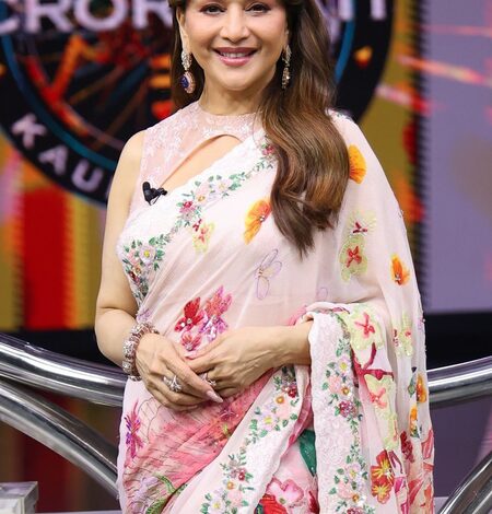 Madhuri Dixit recalls being shocked to see director crying behind camera during her live shot