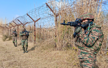 Army detects & safely destroys 5 landmines along LoC in J&K’s Poonch Army detects & safely destroys 5 landmines along LoC in J&K’s Poonch
