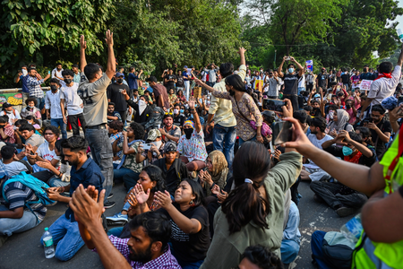 Oct 10 protest curbs: Home Ministry clarifies on practice to begin affidavit in SC with unconditional apology Oct 10 protest curbs: Home Ministry clarifies on practice to begin affidavit in SC with unconditional apology
