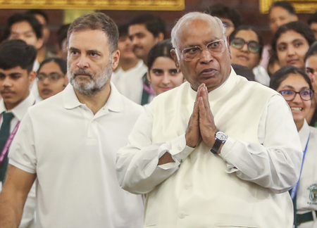 Oppn to meet CJI tomorrow, govt created atmosphere of fear ahead of youth agitation: Kharge Oppn to meet CJI tomorrow, govt created atmosphere of fear ahead of youth agitation: Kharge