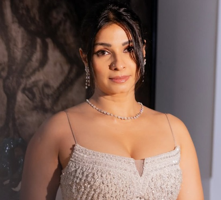 Tanishaa Mukerji lashes out at ‘well-educated elitist Hindus’: We don’t want you here trying to put us down Tanishaa Mukerji lashes out at ‘well-educated elitist Hindus’: We don’t want you here trying to put us down