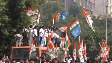 INDIA bloc leaders march towards SC, demand CEC Gyanesh Kumar’s resignation INDIA bloc leaders march towards SC, demand CEC Gyanesh Kumar’s resignation