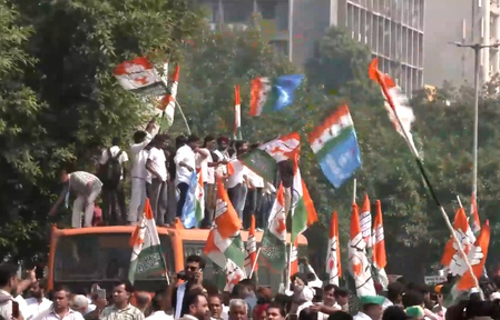 INDIA bloc leaders march towards SC, demand CEC Gyanesh Kumar’s resignation INDIA bloc leaders march towards SC, demand CEC Gyanesh Kumar’s resignation