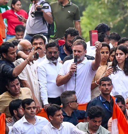 Multiple trade associations flag impact of SIR protest on festive sales, ask Rahul Gandhi to withdraw stir