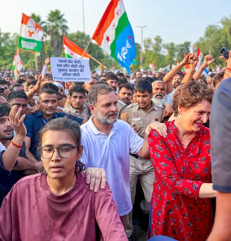 Rahul Gandhi manhandled female journalist, claims BJP; Congress hits back Rahul Gandhi manhandled female journalist, claims BJP; Congress hits back