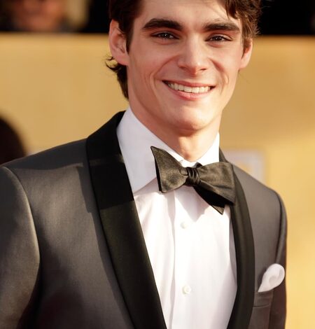 Marlee Matlin, Dean Norris mourn the loss of ‘Breaking Bad’ star RJ Mitte Marlee Matlin, Dean Norris mourn the loss of ‘Breaking Bad’ star RJ Mitte
