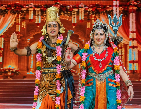 Hema Malini celebrates Navratri with her iconic ‘Durga’ ballet performance in Telangana Hema Malini celebrates Navratri with her iconic ‘Durga’ ballet performance in Telangana