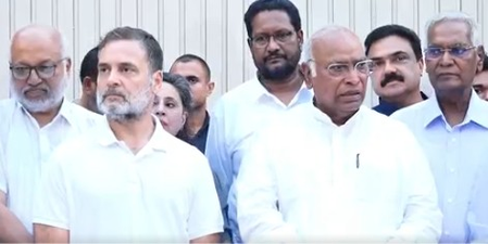 Opposition MPs reiterate ‘democracy in danger’ as they arrive for high tea with Rahul Opposition MPs reiterate ‘democracy in danger’ as they arrive for high tea with Rahul