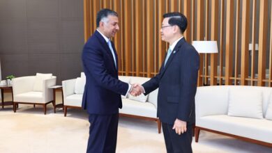 Indian envoy meets Hong Kong Chief Executive, discusses strengthening bilateral ties Indian envoy meets Hong Kong Chief Executive, discusses strengthening bilateral ties