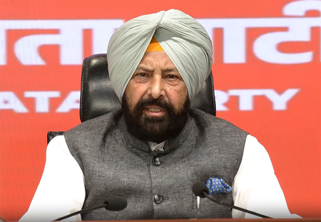Kejriwal more concerned about bus mafia, alleges Punjab BJP chief Kejriwal more concerned about bus mafia, alleges Punjab BJP chief