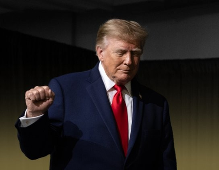 Trump promises ,000 to every adult if Republicans win Congress