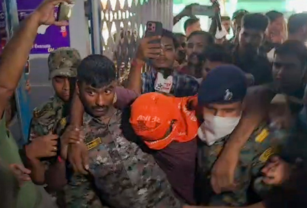 Notorious criminal injured in police encounter in Patna Notorious criminal injured in police encounter in Patna