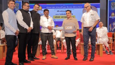 From ‘Lakdi to Laptop’: Gujarat Bharwad community distributes 221 JCB machines to youth From ‘Lakdi to Laptop’: Gujarat Bharwad community distributes 221 JCB machines to youth