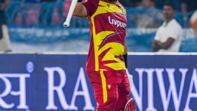 In-form Hope doesn’t throw his bat away, plays proper cricket shots, says Chanderpaul In-form Hope doesn’t throw his bat away, plays proper cricket shots, says Chanderpaul