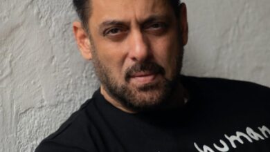 Karisma Kapoor reveals Salman Khan has sweet tooth Karisma Kapoor reveals Salman Khan has sweet tooth