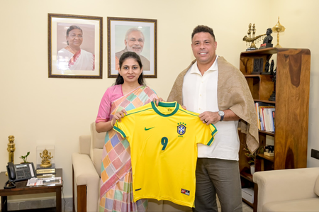 Ronaldo Nazario meets Minister of State for Youth Affairs & Sports Raksha Khadse Ronaldo Nazario meets Minister of State for Youth Affairs & Sports Raksha Khadse