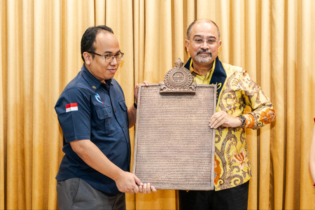 India hands over replica of 9th-century Nalanda Copper Plate to Jakarta institute