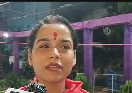 Anushka Yadav breaks her silence on Tej Pratap’s posts, says daughter her priority Anushka Yadav breaks her silence on Tej Pratap’s posts, says daughter her priority