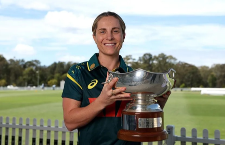 Aussie skipper Molineux fit for NZ T20Is; Litchfield remains in doubt Aussie skipper Molineux fit for NZ T20Is; Litchfield remains in doubt