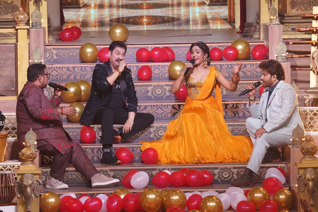 Kumar Sanu gets emotional over Alka Yagnik’s ill health, says ‘It truly saddens me’ Kumar Sanu gets emotional over Alka Yagnik’s ill health, says ‘It truly saddens me’
