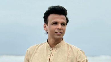 Abhijeet Sawant recalls days of singing for Rs 50, says people would give him money to buy food Abhijeet Sawant recalls days of singing for Rs 50, says people would give him money to buy food
