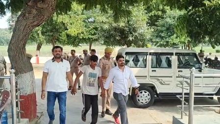 UP: Wife, lover among four arrested for murder of jewellery trader in Pratapgarh UP: Wife, lover among four arrested for murder of jewellery trader in Pratapgarh
