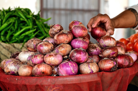 1st Kanda Express with 440 metric tonnes onions to reach Agartala: Govt 1st Kanda Express with 440 metric tonnes onions to reach Agartala: Govt