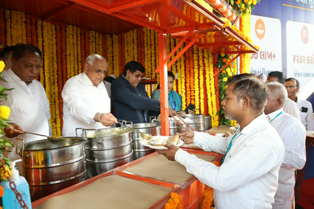 Gujarat expands subsidised meal scheme to 394 centres, targets 45,000 workers daily