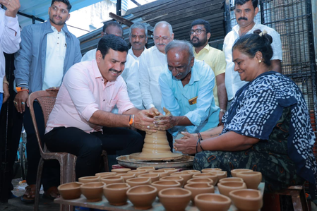 Rahul Gandhi joining ‘anti-national elements’ out of desperation: K’taka BJP Rahul Gandhi joining ‘anti-national elements’ out of desperation: K’taka BJP
