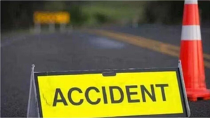 Bulandshahr: Speeding van crashes into tree, father and daughter among five dead (Lead) Bulandshahr: Speeding van crashes into tree, father and daughter among five dead (Lead)