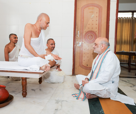 HM Amit Shah visits Jain acharyas in Ahmedabad, highlights teachings of non-violence and restraint HM Amit Shah visits Jain acharyas in Ahmedabad, highlights teachings of non-violence and restraint