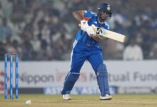 1st T20I: Deepti, Niki rescue India from 19/4, beat Zimbabwe by four wickets 1st T20I: Deepti, Niki rescue India from 19/4, beat Zimbabwe by four wickets