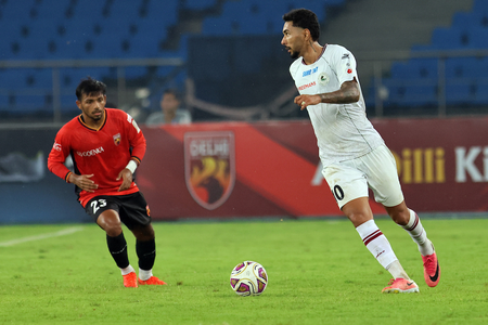 ISL 2026/27: Second-half goals seal Mohun Bagan’s comeback win over Sporting Club Delhi ISL 2026/27: Second-half goals seal Mohun Bagan’s comeback win over Sporting Club Delhi