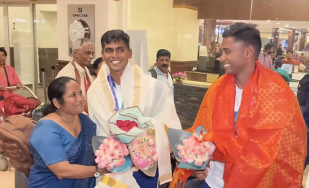 Sailors Manu, Prince feted for winning silver in Asian Games at reception in Ernakulam Sailors Manu, Prince feted for winning silver in Asian Games at reception in Ernakulam
