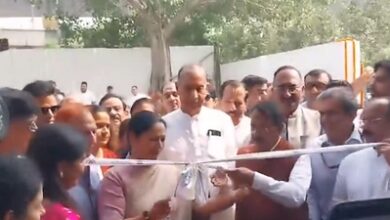 Delhi CM Rekha Gupta flags off waste collection vehicles in six Central Zone wards Delhi CM Rekha Gupta flags off waste collection vehicles in six Central Zone wards