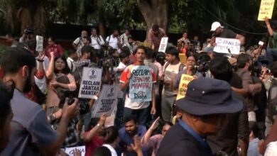 ‘Reclaim Jantar Mantar’ march held to demand restoration of designated protest site; several detained ‘Reclaim Jantar Mantar’ march held to demand restoration of designated protest site; several detained