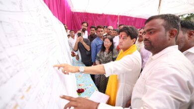 Scindia reviews proposed hospital project during three-day visit to MP Scindia reviews proposed hospital project during three-day visit to MP