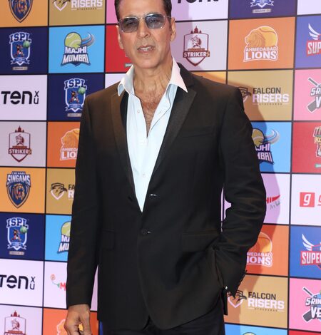 When Akshay Kumar revealed that his father is the only influence in his life When Akshay Kumar revealed that his father is the only influence in his life