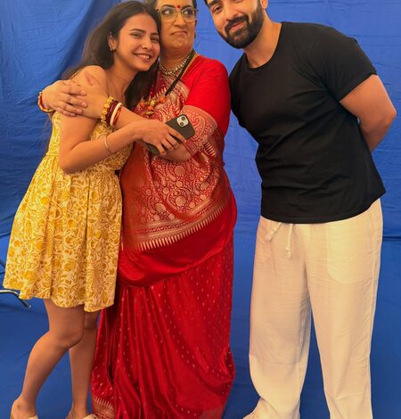 Smriti Irani hilariously calls co-star Rohit Suchanti ‘gadha’: ‘Aaj kal ke hero bado ki baat kyun nahi maante’ Smriti Irani hilariously calls co-star Rohit Suchanti ‘gadha’: ‘Aaj kal ke hero bado ki baat kyun nahi maante’