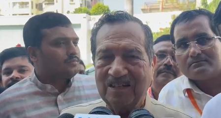 RSS march at JNU sparks row; Sangh calls it ‘good beginning’, Oppn warns of ‘dangerous situation’ RSS march at JNU sparks row; Sangh calls it ‘good beginning’, Oppn warns of ‘dangerous situation’