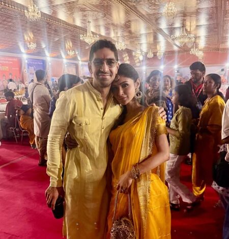 Mouni Roy reunited with ‘Brahmastra’ maker Ayan Mukerji  during Durga Puja