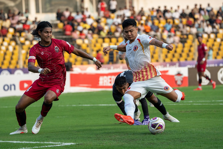 ISL: Defending champions East Bengal FC outclass Churchill Brothers 4-0 in dominant display ISL: Defending champions East Bengal FC outclass Churchill Brothers 4-0 in dominant display